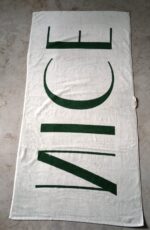 VIP ৩ পিস  ভিন্ন তিনটি কালার টাওয়াল কম্ব সেট - Image 4